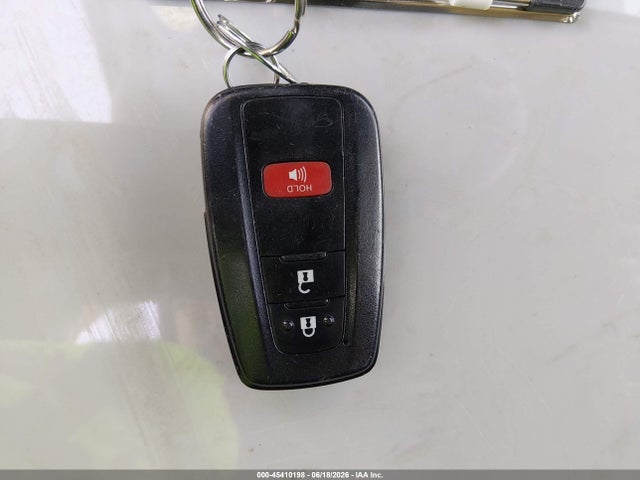 JTDKARFU5H3043294 Toyota Prius Three