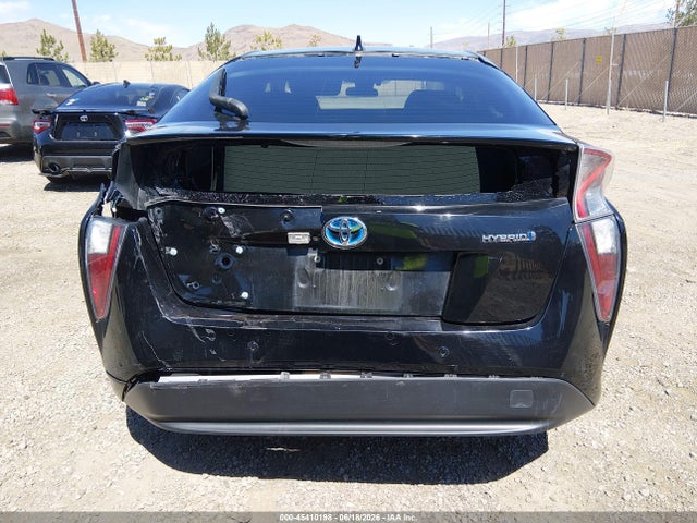JTDKARFU5H3043294 Toyota Prius Three