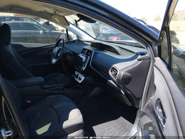 JTDKARFU5H3043294 Toyota Prius Three