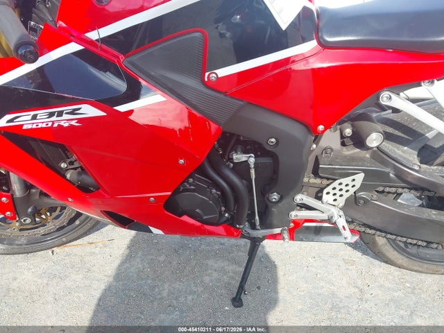 Honda Cbr600 Rr 2017 JH2PC40H3HK300044 Image 9