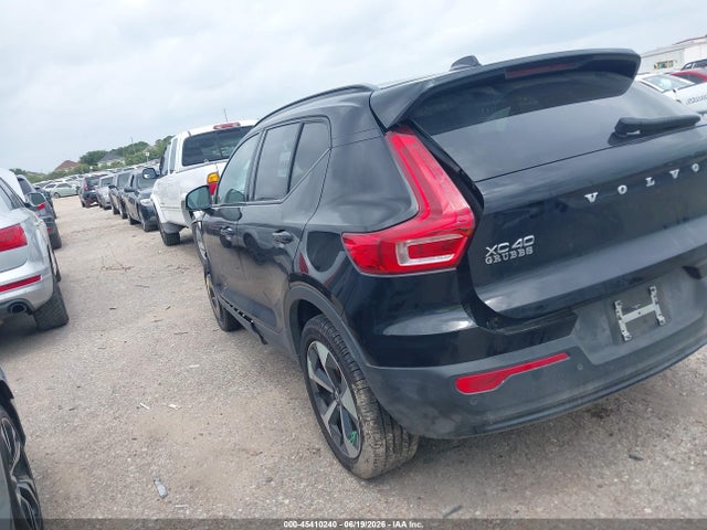 Aukcja sprzedaży 2025 Volvo Xc40 B5 Plus Dark Theme, vin: YV4L12UC7S2533705, numer aukcji: 45410240