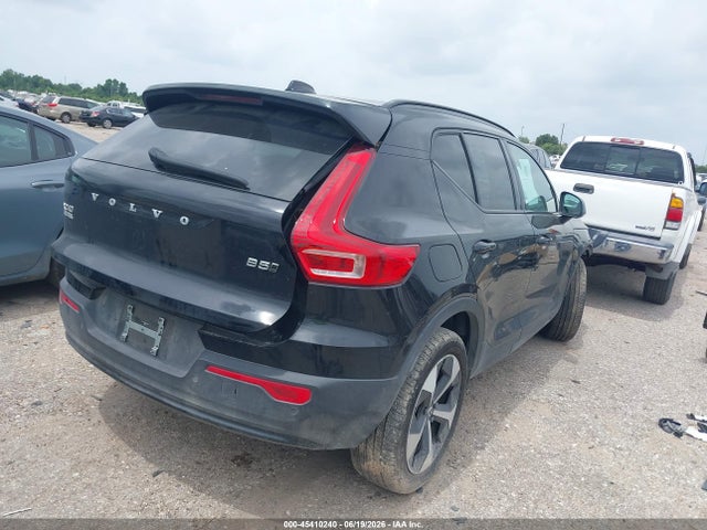 Auction sale of the 2025 Volvo Xc40 B5 Plus Dark Theme, vin: YV4L12UC7S2533705, lot number: 45410240