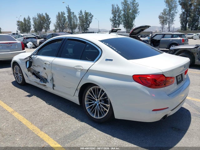 WBAJA9C58KB399158 BMW 530e Iperformance