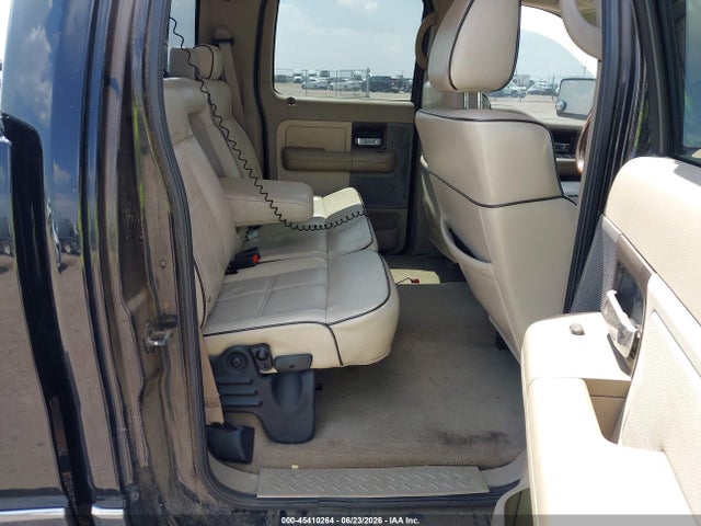 45410264 :رقم المزاد ، 5LTPW16526FJ20617 vin ، 2006 Lincoln Mark Lt مزاد بيع