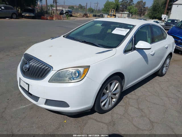 Buick Verano 2015 1G4PP5SK9F4209076 Image 2