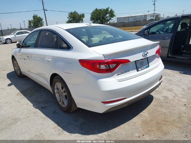 Hyundai SONATA SE 2015 5NPE24AF3FH184257 Image 3