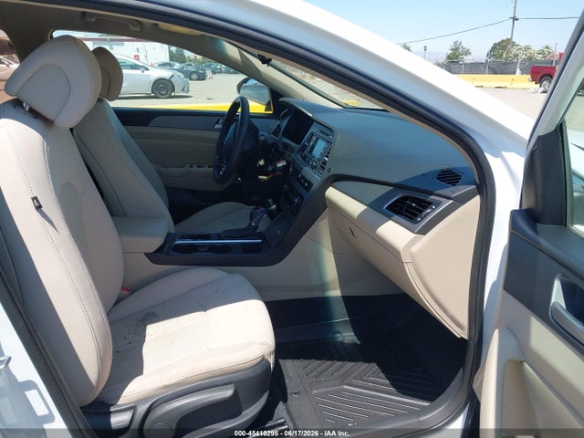 Hyundai SONATA SE 2015 5NPE24AF3FH184257 Image 5