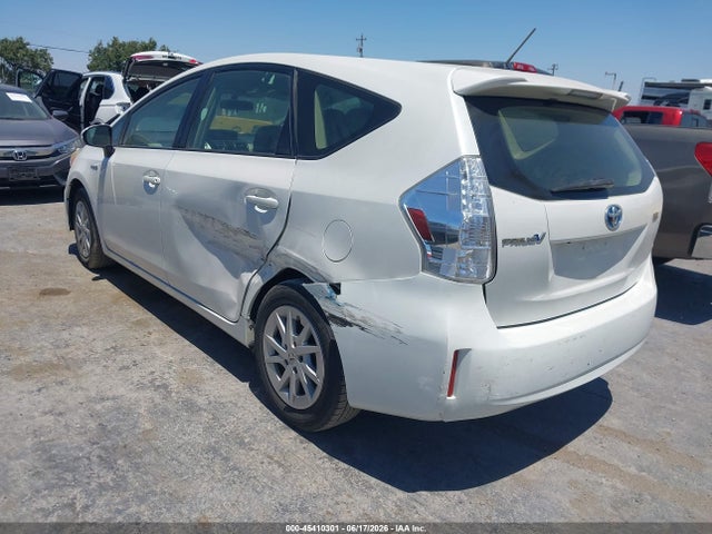 Toyota Prius V Two 2014 JTDZN3EU5E3364412 Image 3
