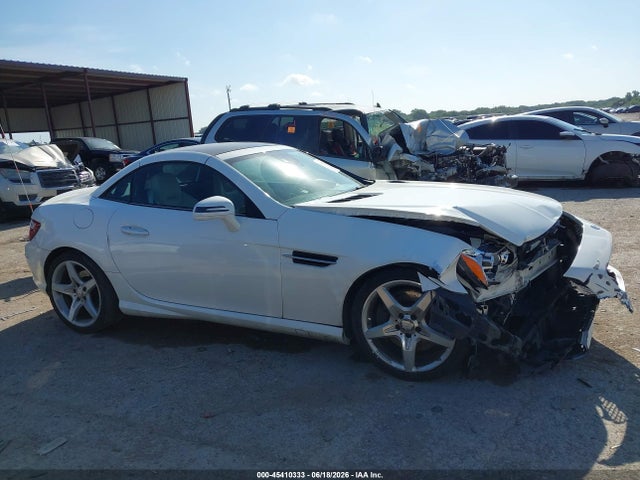 Auction sale of the 2014 Mercedes-benz Slk 350, vin: WDDPK5HA1EF089946, lot number: 45410333