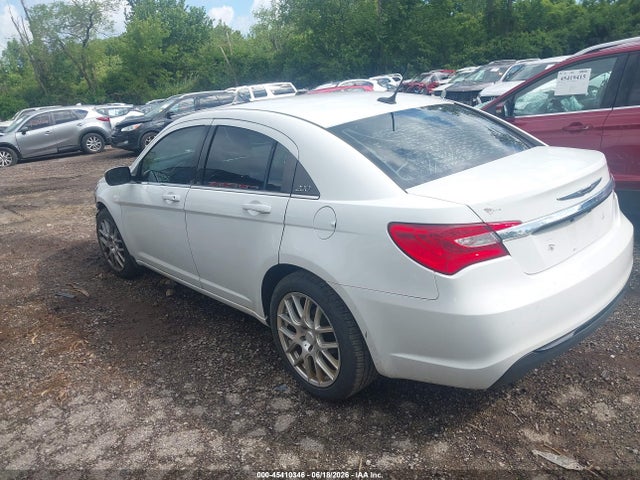 45410346 :رقم المزاد ، 1C3CCBBB6DN543087 vin ، 2013 Chrysler 200 Touring مزاد بيع