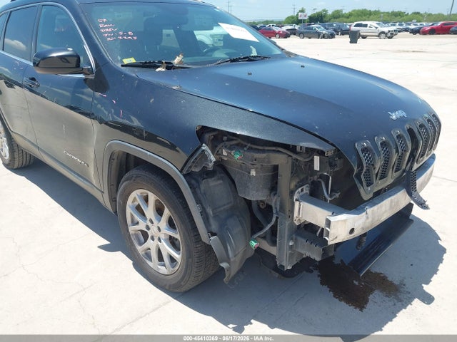 1C4PJLCB6FW781624 Jeep Cherokee Latitude