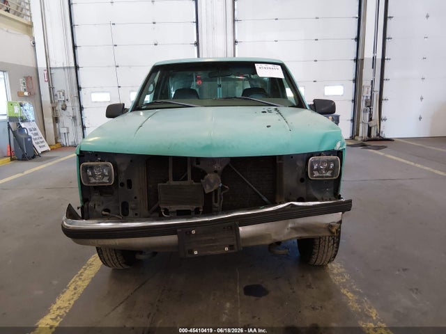 Продаж на аукціоні авто 1998 Gmc Sierra 2500 Hd Sl, vin: 1GTGC24R2WZ504063, номер лоту: 45410419