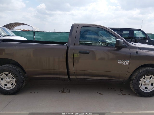 45410438 :رقم المزاد ، 3C6JR6DG7KG503888 vin ، 2019 Ram 1500 Classic Tradesman  4x2 8' Box مزاد بيع