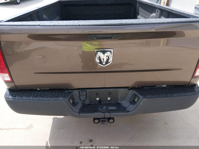 45410438 :رقم المزاد ، 3C6JR6DG7KG503888 vin ، 2019 Ram 1500 Classic Tradesman  4x2 8' Box مزاد بيع