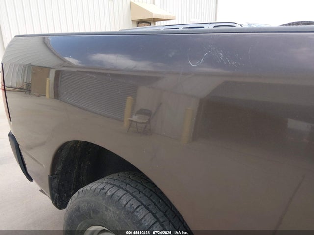45410438 :رقم المزاد ، 3C6JR6DG7KG503888 vin ، 2019 Ram 1500 Classic Tradesman  4x2 8' Box مزاد بيع