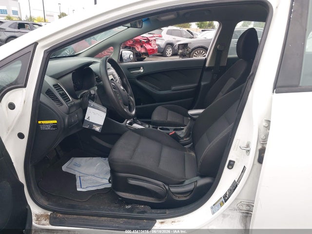 KIA FORTE LX 2017 3KPFK4A75HE012378 Image 5