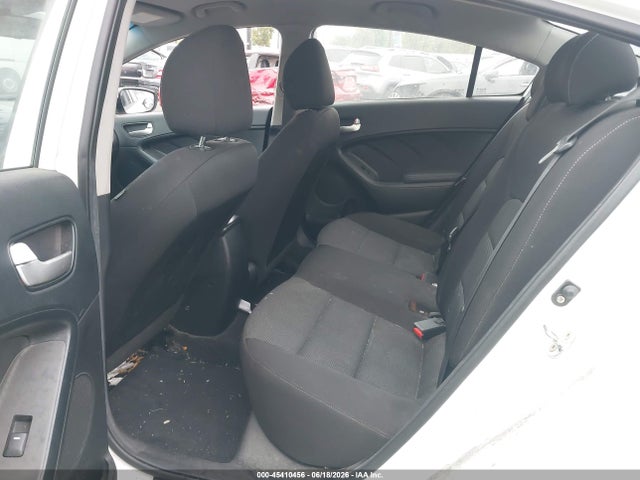 KIA FORTE LX 2017 3KPFK4A75HE012378 Image 8