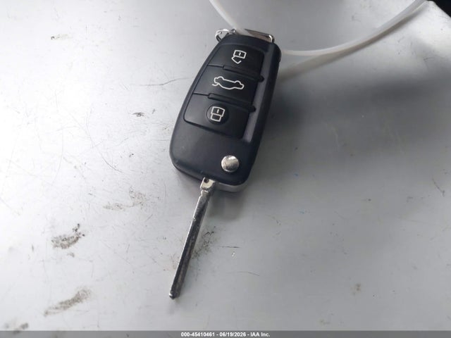 45410461 :رقم المزاد ، WAUTPBFF1JA080031 vin ، 2018 Audi A3 E-tron 1.4t Premium/1.4t Tech Premium مزاد بيع