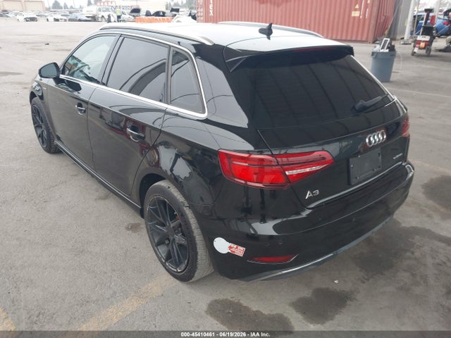 Audi A3 E-tron 1.4t Premium/1.4t Tech Premium 2018 WAUTPBFF1JA080031 Image 3