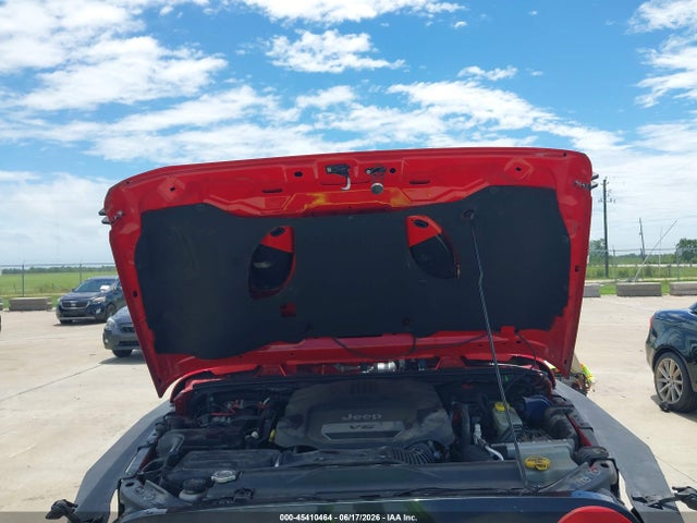 1C4HJWDG0EL295245 Jeep Wrangler Unlimited Sport
