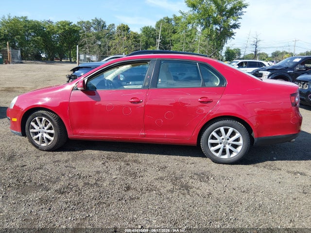Продаж на аукціоні авто 2010 Volkswagen Jetta Limited Edition, vin: 3VWAX7AJ9AM123369, номер лоту: 45410499