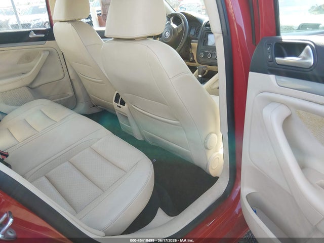 Продаж на аукціоні авто 2010 Volkswagen Jetta Limited Edition, vin: 3VWAX7AJ9AM123369, номер лоту: 45410499