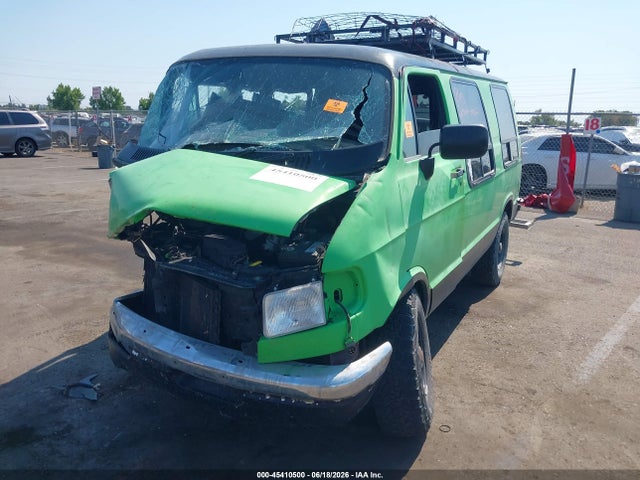 45410500 :رقم المزاد ، 2B6HB21X9VK566916 vin ، 1997 Dodge Ram Van 2500 Commercial مزاد بيع