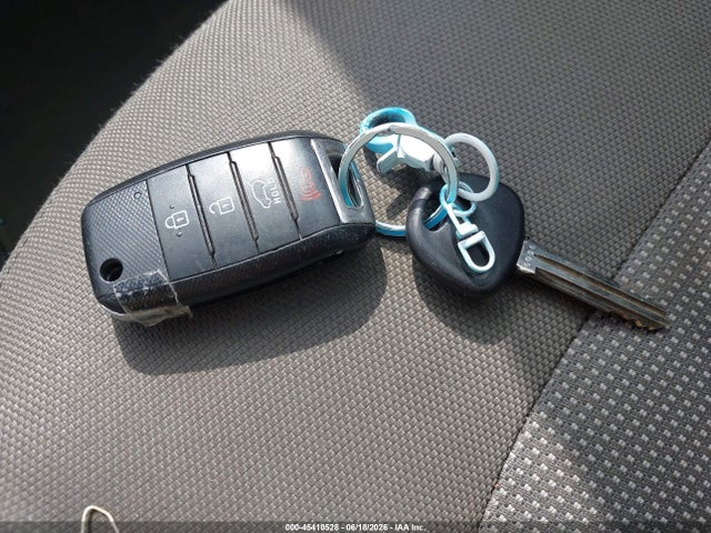 KNDPBCAC2E7613951 KIA Sportage Lx