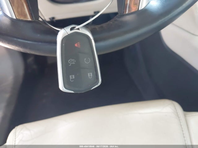 45410546 :رقم المزاد ، 2G61M5S33J9118728 vin ، 2018 Cadillac Xts Luxury مزاد بيع