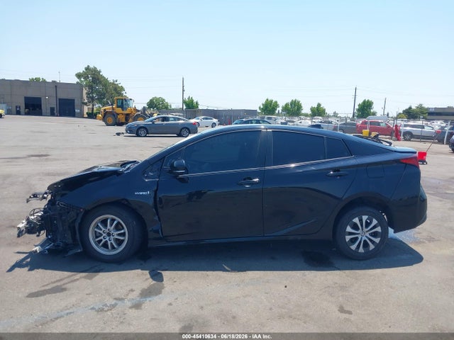 JTDL9RFU5L3019972 Toyota Prius Xle Awd-e
