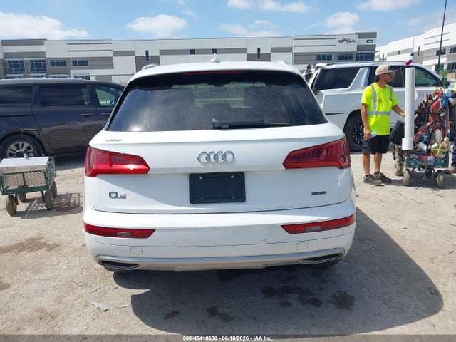45410638 :رقم المزاد ، WA1BNAFYXL2026413 vin ، 2020 Audi Q5 Premium Plus 45 Tfsi Quattro S Tronic مزاد بيع