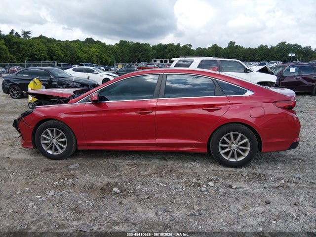 Hyundai SONATA SE 2019 5NPE24AF3KH798381 Image 14