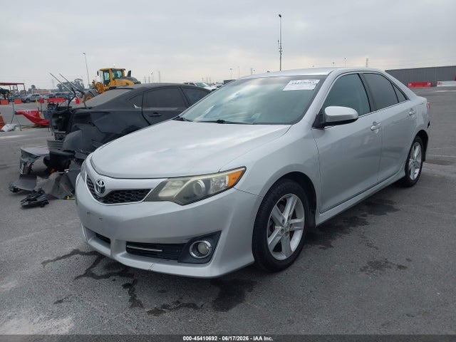 Toyota CAMRY SE 2014 4T1BF1FK6EU755624 Image 2