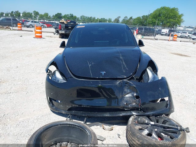 Продажа на аукционе авто 2021 Tesla Model Y Performance Dual Motor All-wheel Drive, vin: 5YJYGDEF9MF081932, номер лота: 45410713