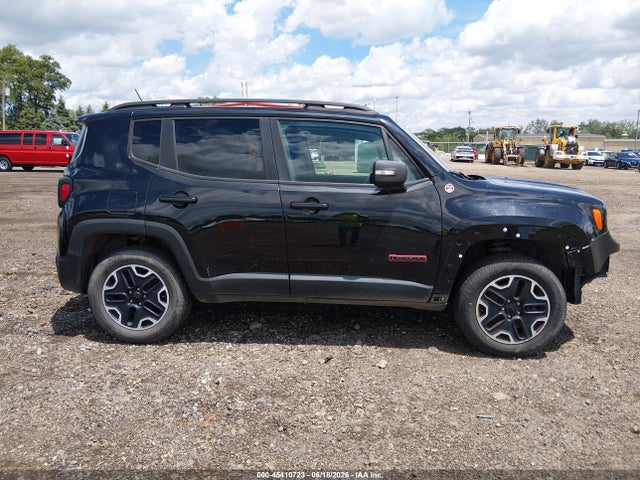Продаж на аукціоні авто 2017 Jeep Renegade Trailhawk 4x4, vin: ZACCJBCB3HPF51757, номер лоту: 45410723