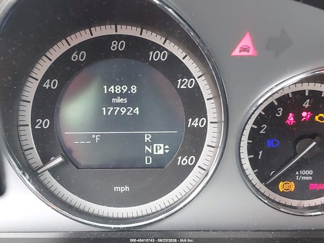 2011 Mercedes-benz E 550 4matic მანქანა იყიდება აუქციონზე, vin: WDDHF9AB9BA440842, აუქციონის ნომერი: 45410743