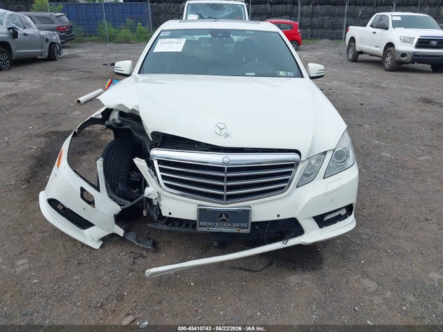 45410743 :رقم المزاد ، WDDHF9AB9BA440842 vin ، 2011 Mercedes-benz E 550 4matic مزاد بيع