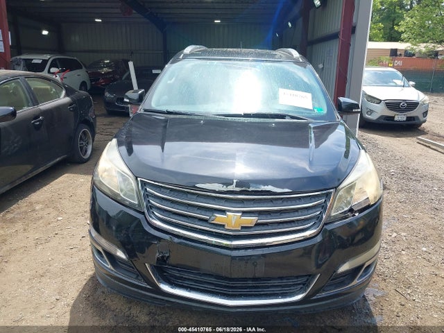 45410765 :رقم المزاد ، 1GNKRGKD0HJ201384 vin ، 2017 Chevrolet Traverse Lt مزاد بيع