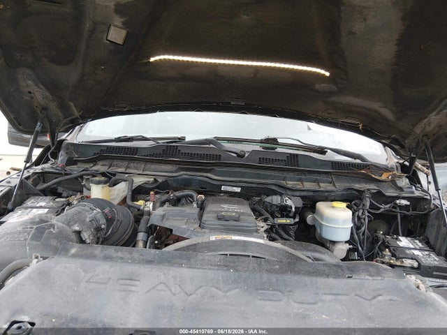 45410769 :رقم المزاد ، 3C6UR5DL4EG155234 vin ، 2014 Ram 2500 Big Horn مزاد بيع