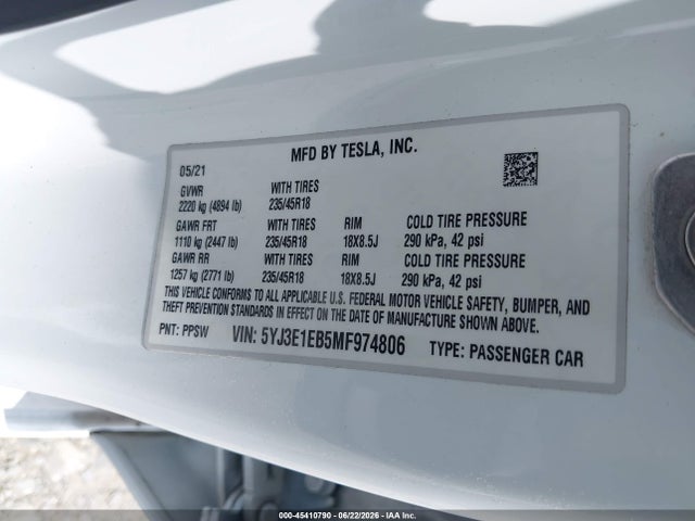 Tesla Model 3 Long Range 2021 5YJ3E1EB5MF974806 Image 9