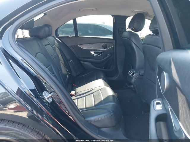 Продажа на аукционе авто 2017 Mercedes-benz C 300 Luxury/sport, vin: 55SWF4JBXHU218426, номер лота: 45410857