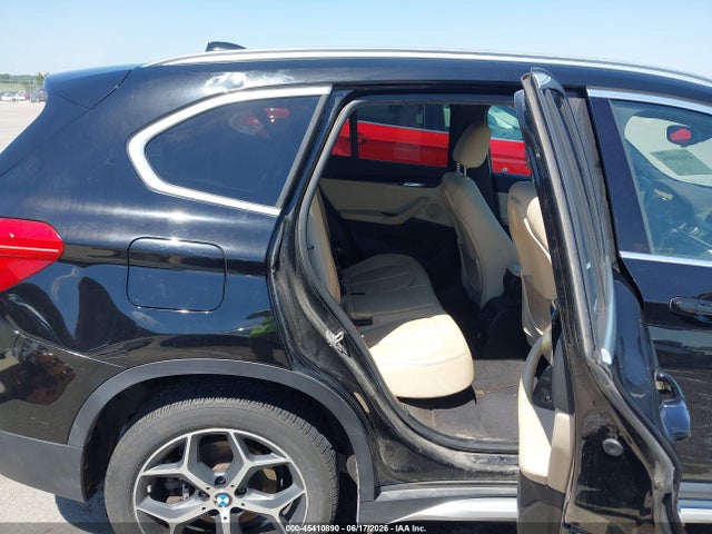 45410890 :رقم المزاد ، WBXHT3C35J5K30979 vin ، 2018 Bmw X1 Xdrive28i مزاد بيع