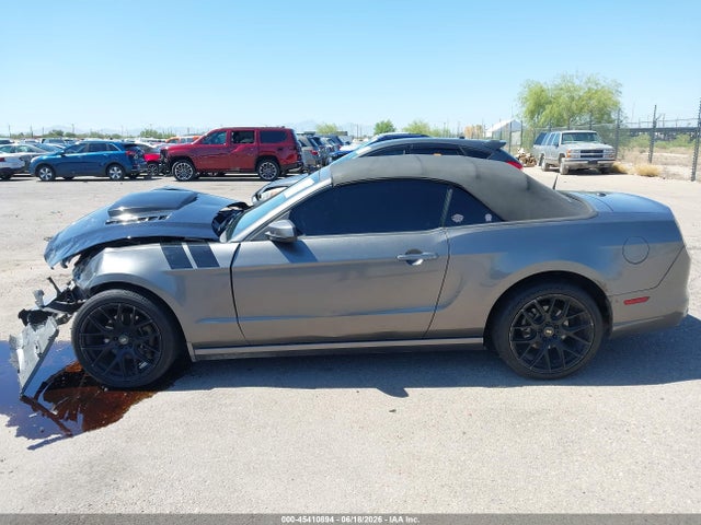1ZVBP8EM8E5328515 Ford Mustang V6/v6 Premium