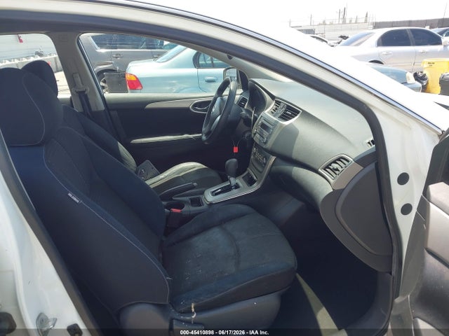 2014 Nissan Sentra S მანქანა იყიდება აუქციონზე, vin: 3N1AB7AP2EY238273, აუქციონის ნომერი: 45410898