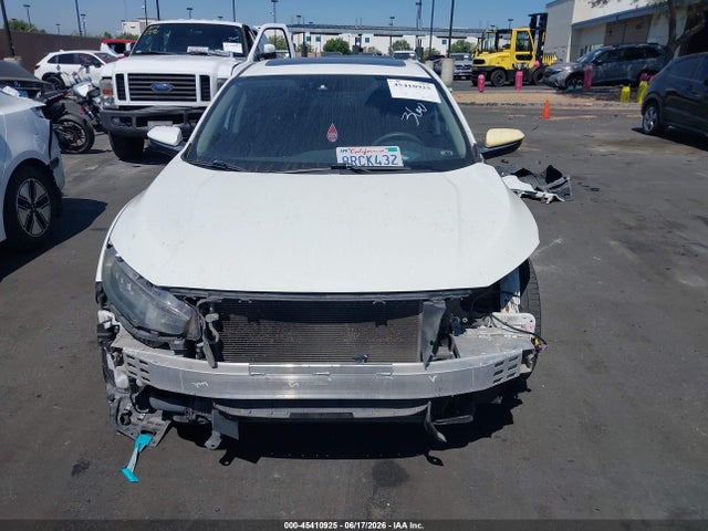 2HGFC1F9XGH641631 Honda Civic Touring