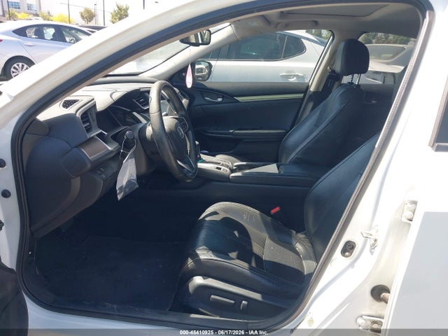 2HGFC1F9XGH641631 Honda Civic Touring