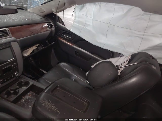 1GKS1KE01ER129270 GMC Yukon Xl 1500 Slt