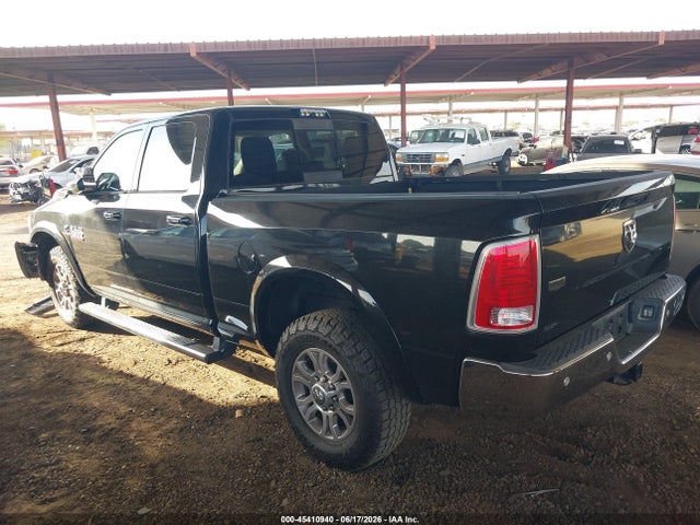 2017 Ram 2500 Limited  4x2 6'4 Box მანქანა იყიდება აუქციონზე, vin: 3C6UR4FL0HG744163, აუქციონის ნომერი: 45410940