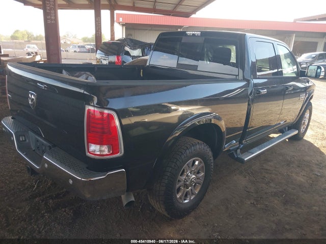2017 Ram 2500 Limited  4x2 6'4 Box მანქანა იყიდება აუქციონზე, vin: 3C6UR4FL0HG744163, აუქციონის ნომერი: 45410940