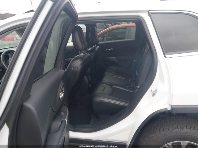 1C4PJLLB3KD240522 Jeep Cherokee Latitude Plus Fwd